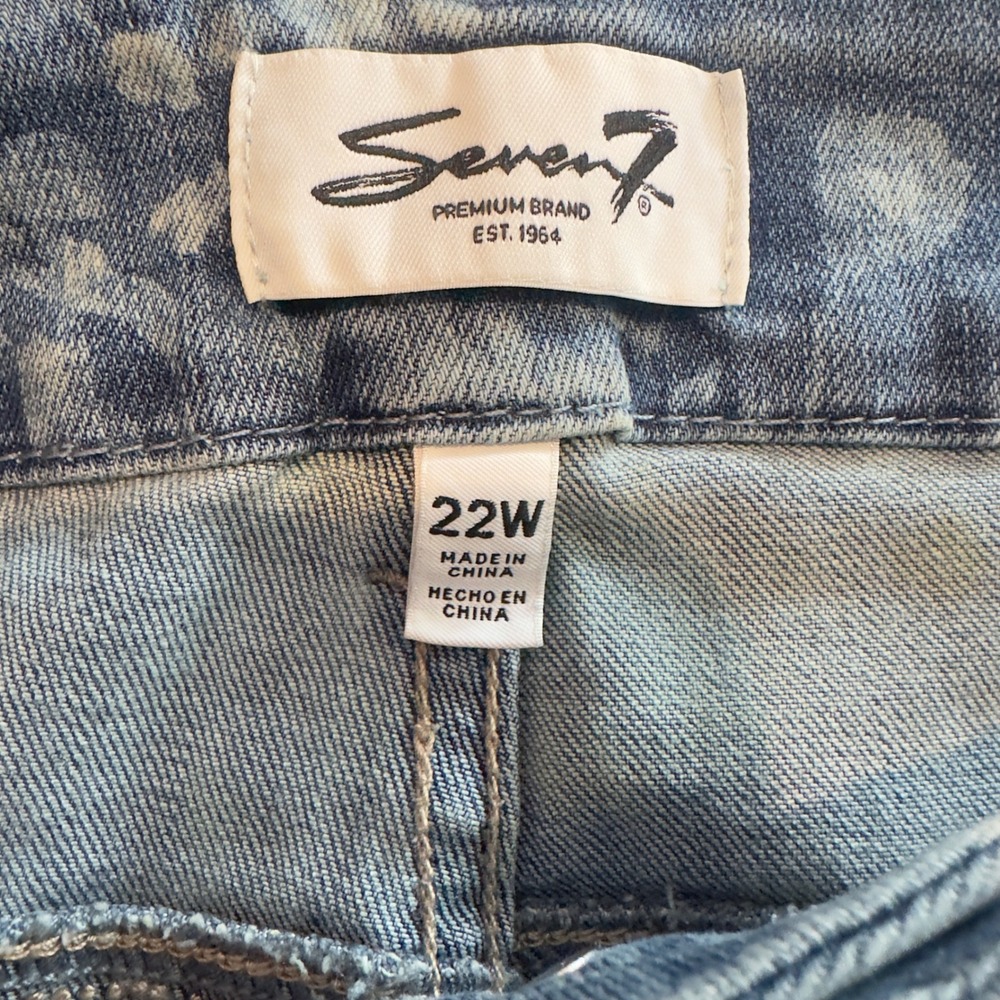 Seven7 Tummyless High Rise Bootcut Jeans Floral Print Blue White Plus Size 22W - Picture 3 of 8